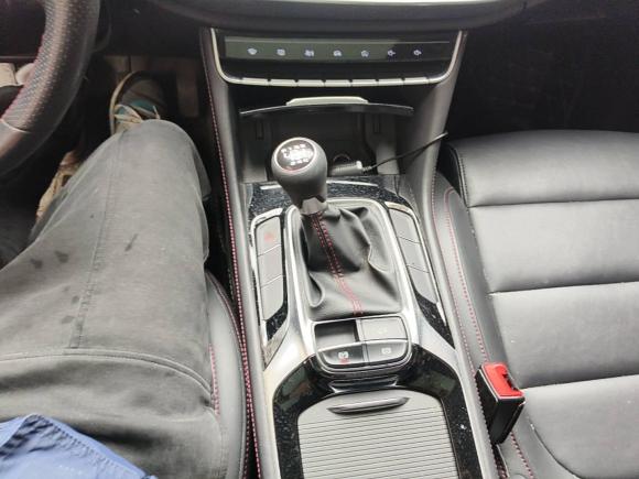 [上海·沪C] 二手名爵名爵HS2018款 20T 手动两驱荷尔蒙劲取版 国V