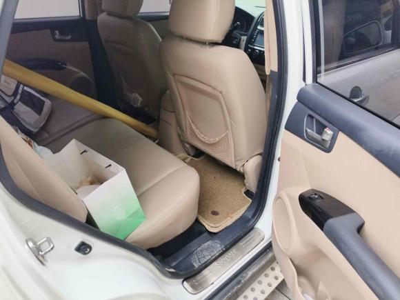 [济南·鲁A] 二手起亚狮跑2013款 2.0L 自动两驱版GL