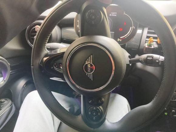 [上海·苏D] 二手MINIMINI2021款 1.5T COOPER 经典派 五门版