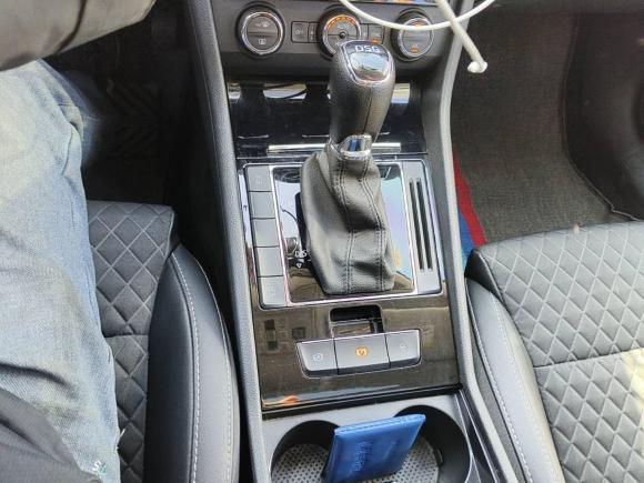 [苏州·苏E] 二手斯柯达速派2018款 TSI330 DSG舒适版 国V