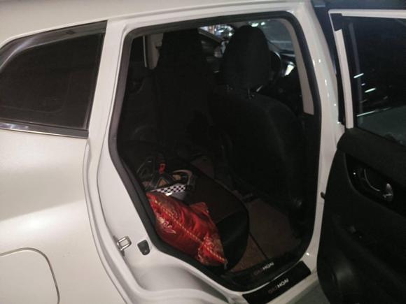 [西安·陕U] 二手日产逍客2016款 2.0L CVT精英版