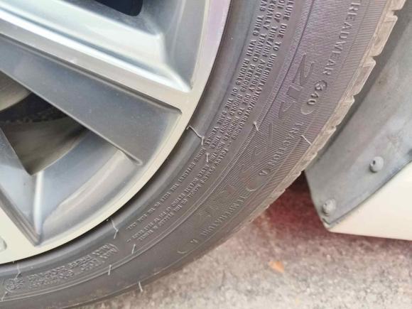 [武汉·鄂A] 二手雷克萨斯雷克萨斯ES2015款 300h 舒适版