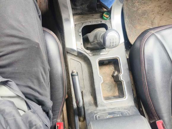 [芜湖·皖B] 二手猎豹汽车猎豹Q62015款 2.4L 手动两驱精英型