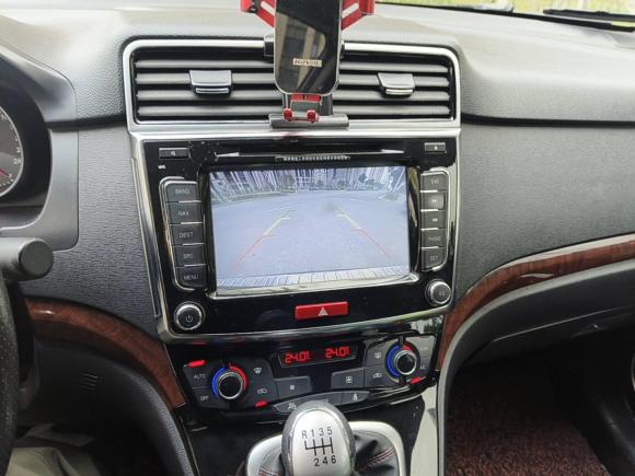 [武汉·鄂L] 二手哈弗哈弗H62014款 运动版 2.0T 柴油 手动两驱精英型