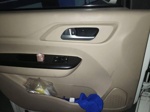 [义乌·浙G] 二手长安跨越跨越星V7 EV2024款 251km 对开门豪华型 6座