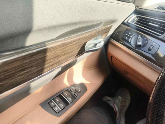 [无锡·苏B] 二手宝马宝马7系2013款 730Li 豪华型