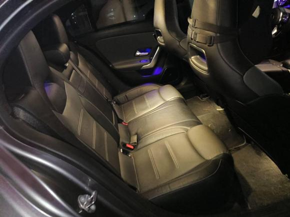 [广州·粤A] 二手奔驰奔驰A级AMG2020款 改款 AMG A 35 4MATIC