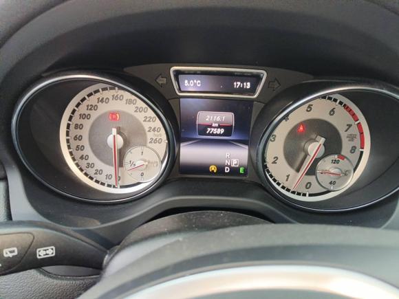 [济南·鲁A] 二手奔驰奔驰GLA2015款 GLA 220 4MATIC 豪华型