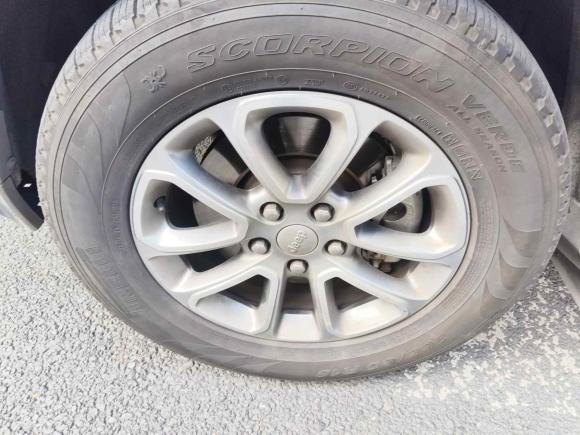 [深圳·粤B] 二手Jeep大切诺基2015款 3.0L 舒享导航版