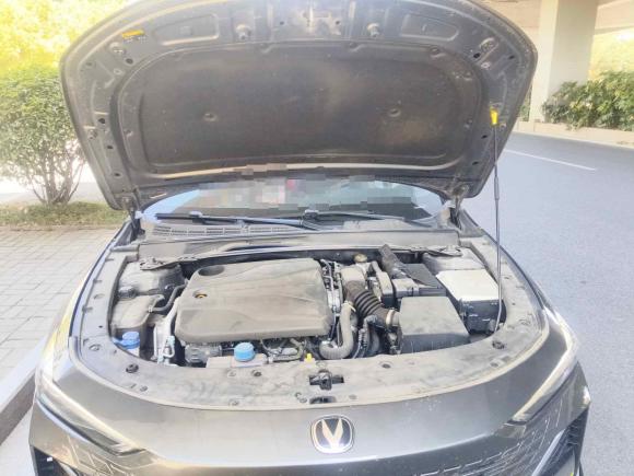 [南京·苏A] 二手长安长安UNI-V2022款 1.5T 运动版