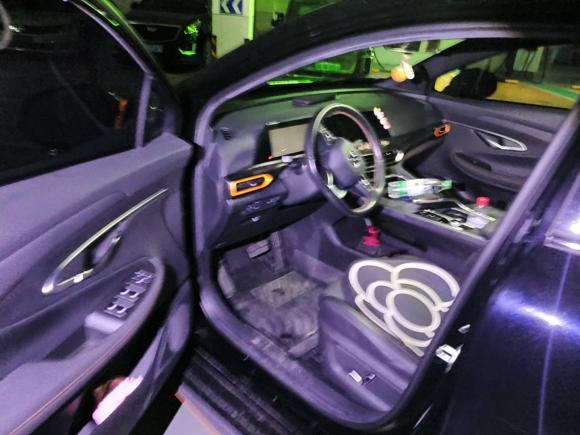 [杭州·浙A] 二手长安长安UNI-T2022款 1.5T 尊贵型