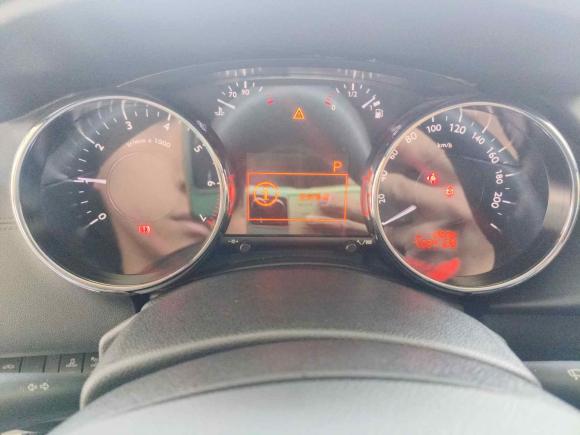 [武汉·鄂A] 二手标致标致30082015款 2.0L 自动经典版