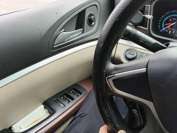 [芜湖·皖B] 二手别克别克GL82014款 2.4L CT豪华商务舒适版