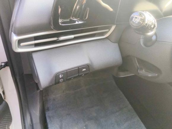 [苏州·苏U] 二手现代伊兰特2022款 1.5L CVT LUX尊贵版