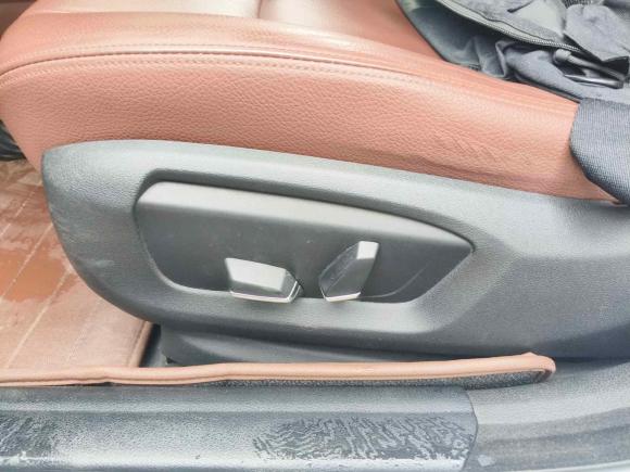 [深圳·粤L] 二手宝马宝马5系2014款 520Li 典雅型