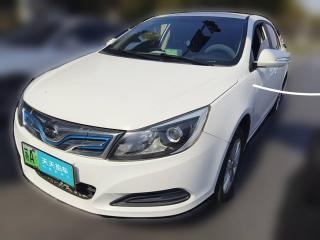 比亚迪比亚迪e52018款 出行版