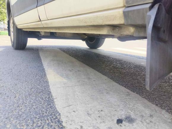 [苏州·苏E] 二手上汽大通MAXUS新途V902020款 2.0TAMT运杰版前驱后单胎短轴高顶6座