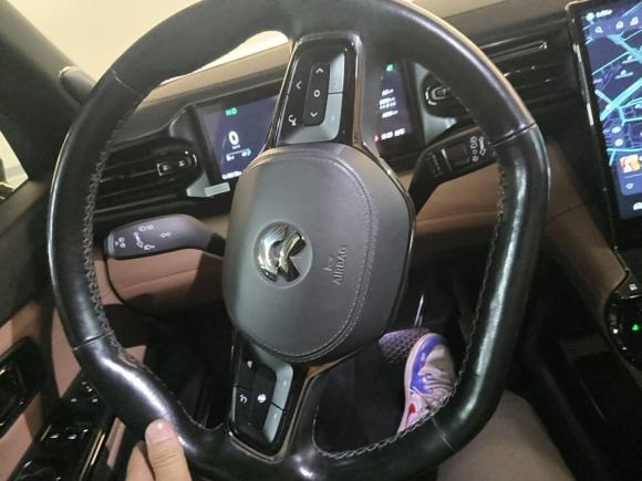 [上海·沪A] 二手蔚来蔚来ES82022款 100kWh 六座版