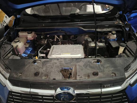 [广州·粤A] 二手比亚迪元新能源2018款 EV360 智联炫酷型