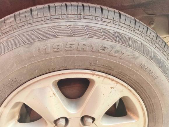 [上海·沪E] 二手金杯金杯大海狮2018款 2.4L大海狮W手动11座豪华型4RB2