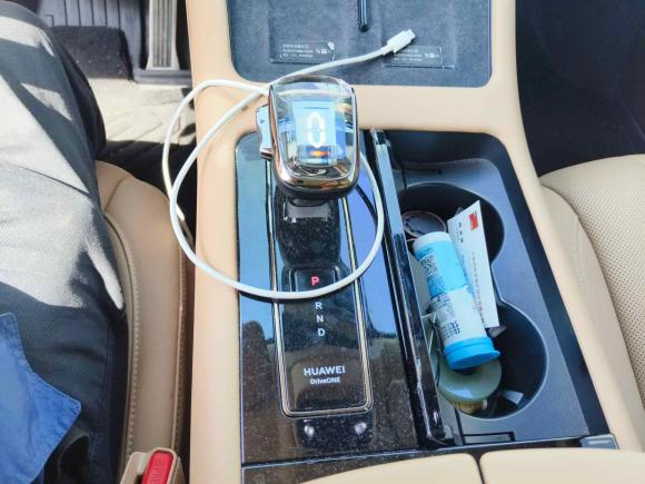 [上海·沪A] 二手鸿蒙智行问界M72024款 1.5T 后驱Plus版 5座