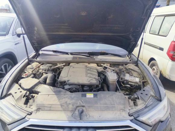 [青岛·鲁F] 二手奥迪奥迪A6L2021款 45 TFSI 臻选动感型