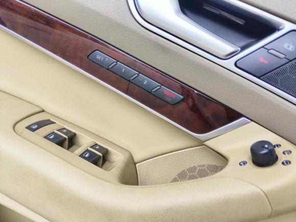 [成都·川A] 二手奥迪奥迪A6L2005款 4.2L quattro 至尊旗舰型