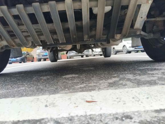 [武汉·鄂A] 二手依维柯依维柯得意2014款 2.5T-A35 NJ6484ACM47Z4