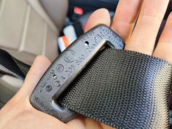 [深圳·粤B] 二手奔驰奔驰GLC2021款 GLC 300 L 4MATIC 动感型