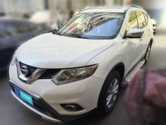 [济南·鲁A] 日产奇骏2015款 2.0L CVT舒适MAX版 2WD