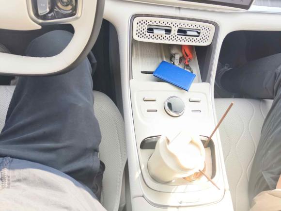 [南通·苏F] 二手吉利银河银河A72025款 EM-i 150km 星舰版