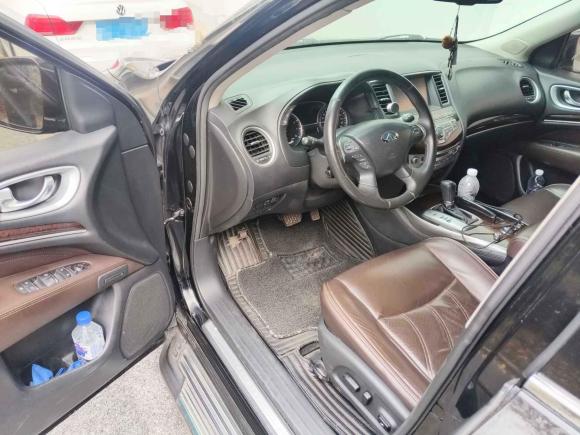 [上海·沪L] 二手英菲尼迪英菲尼迪QX602014款 2.5 S/C Hybrid 两驱卓越版