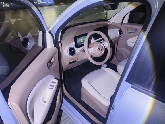 [杭州·苏E] 二手五菱汽车宏光MINIEV2025款 四门版 臻享款