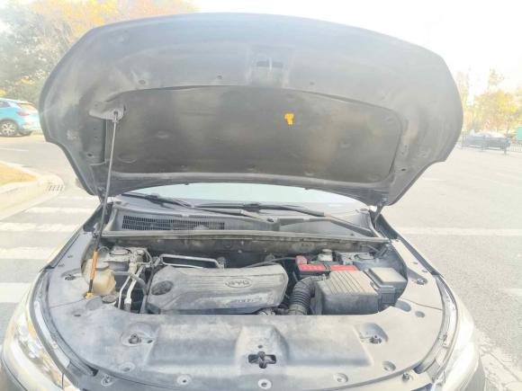 [苏州·苏E] 二手比亚迪宋2021款 经典版 1.5T 手动豪华型