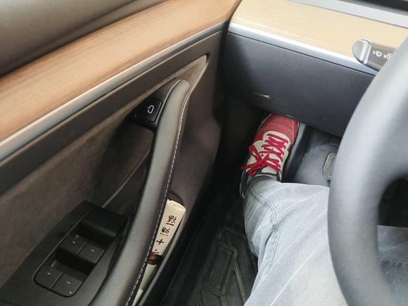 [广州·粤A] 二手特斯拉Model 32021款 改款 标准续航后驱升级版 3D1