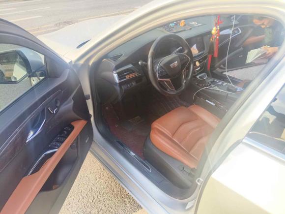 [青岛·鲁B] 二手凯迪拉克凯迪拉克CT62016款 28T 领先型