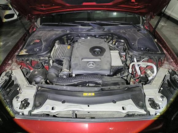 [南京·苏A] 二手奔驰奔驰E级2018款 改款 E 200 L 运动型