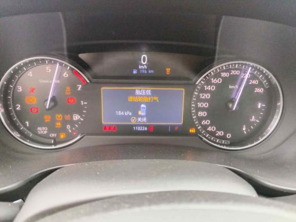 [上海·皖H] 二手凯迪拉克凯迪拉克XT42018款 28T 两驱技术型