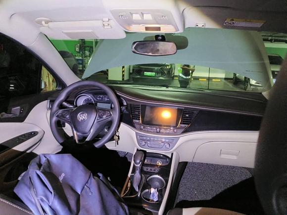 [杭州·浙A] 二手别克威朗2015款 三厢 15S 自动领先型