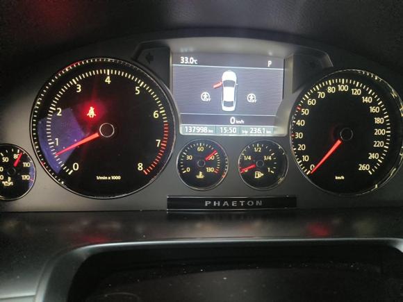 [青岛·鲁B] 二手大众辉腾2014款 3.0L 商务型