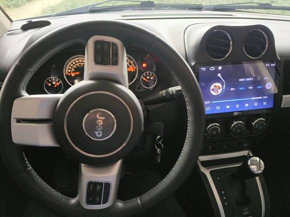 [成都·川G] 二手Jeep指南者2014款 改款 2.4L 四驱舒适版