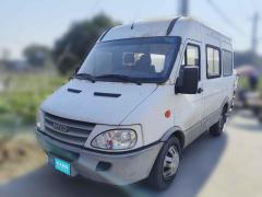 [宁波·浙B] 依维柯依维柯褒迪2017款 2.5T经典A32客车中顶6-7座47Z5