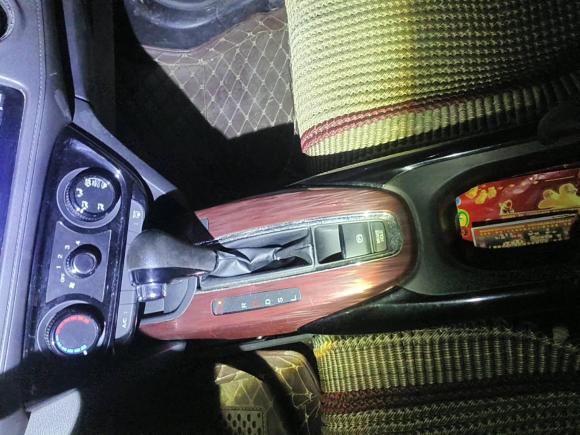 [武汉·鄂A] 二手本田本田XR-V2015款 1.8L EXi  CVT舒适版