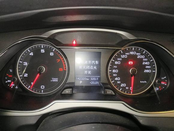 [上海·沪A] 二手奥迪奥迪A4L2016款 35 TFSI 典藏版 自动标准型