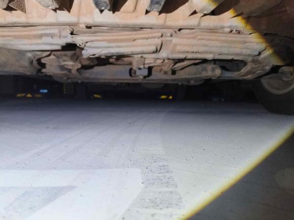 [成都·川A] 二手日产日产NV2002013款 1.6L 豪华型 国IV