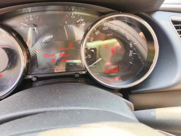 [南昌·赣M] 二手标致标致30082013款 2.0L 自动潮流版