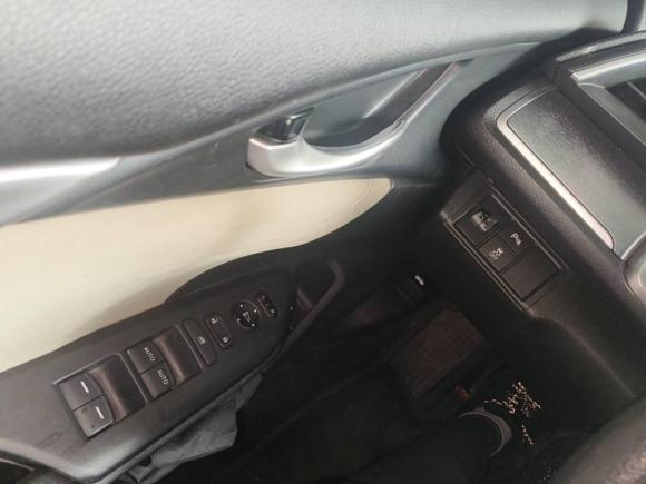 [苏州·苏E] 二手本田思域2016款 220TURBO 手动豪华版