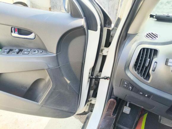 [上海·苏A] 二手起亚智跑2016款 2.0L 自动两驱版Premium