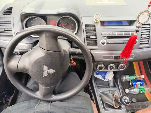 [无锡·苏B] 二手三菱翼神2013款 时尚版 1.8L 手动舒适型