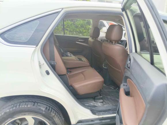 [上海·闽D] 二手比亚迪比亚迪S72016款 2.0T 自动尊贵型